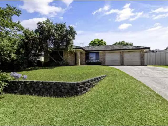 House for rent in St Clair, Sydney