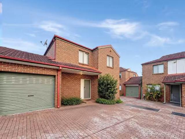 Condo for rent in Sydney, New South Wales