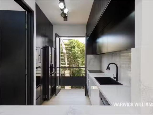 Condo for rent in Sydney, New South Wales