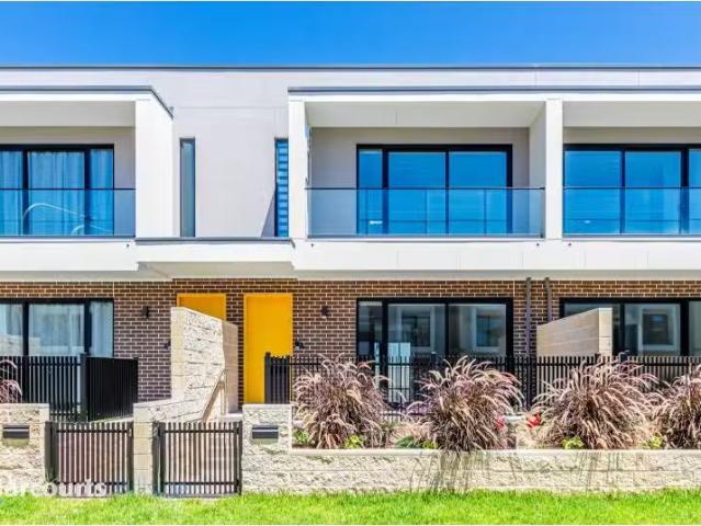 Condo for rent in Sydney, New South Wales