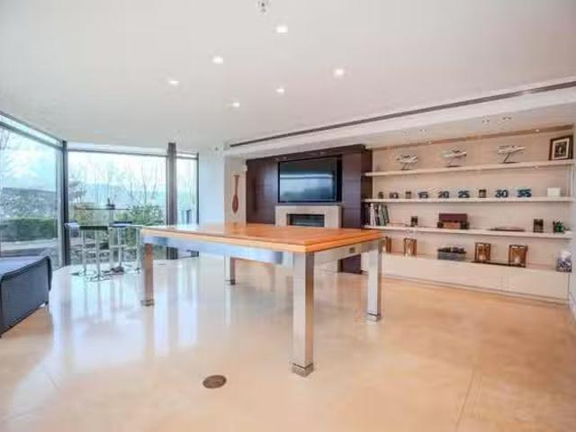 Apartment for rent in Vancouver, British Columbia