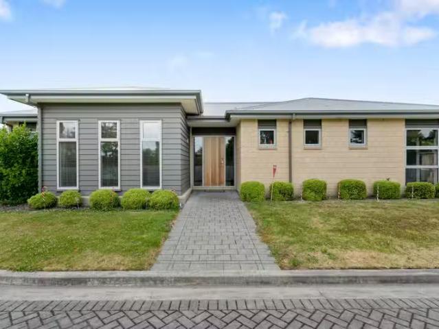 House for rent in Chaslands, Canterbury