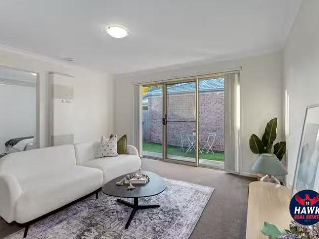 House for rent in Dunlop, Australian Capital Territory