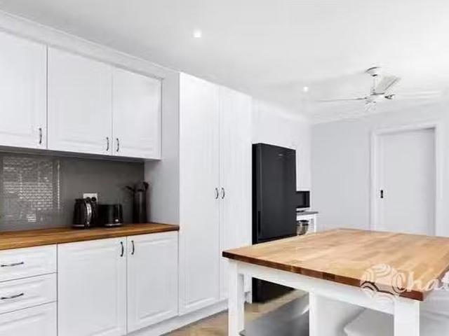 House for rent in Safety Bay, Western Australia