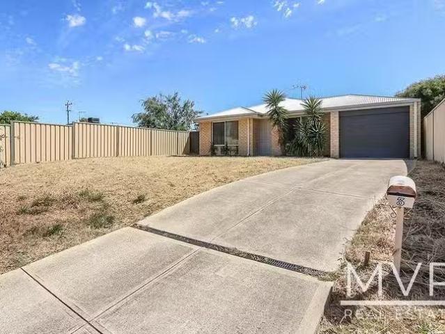House for rent in Yangebup, Western Australia