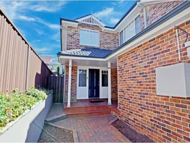 Condo for rent in Sydney, New South Wales