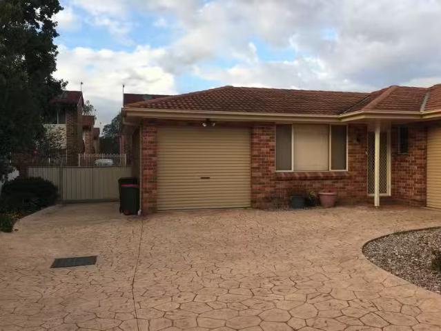 House for rent in Wollongong West, New South Wales