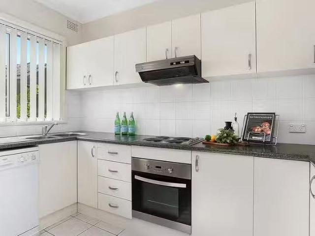 Apartment for rent in Toombul, Queensland