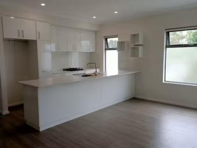 Apartment for rent in Cloverdale, Western Australia