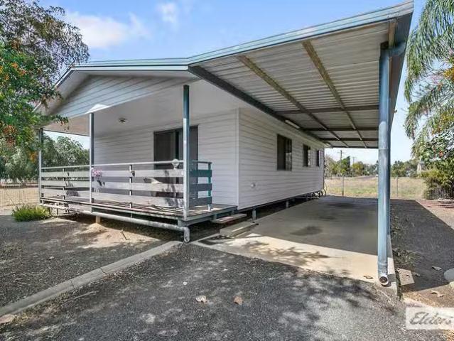 Apartment for rent in Capella, Queensland