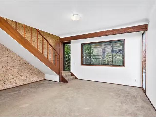 Condo for rent in Wollongong West, New South Wales