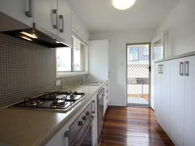 Apartment for rent in Toombul, Queensland