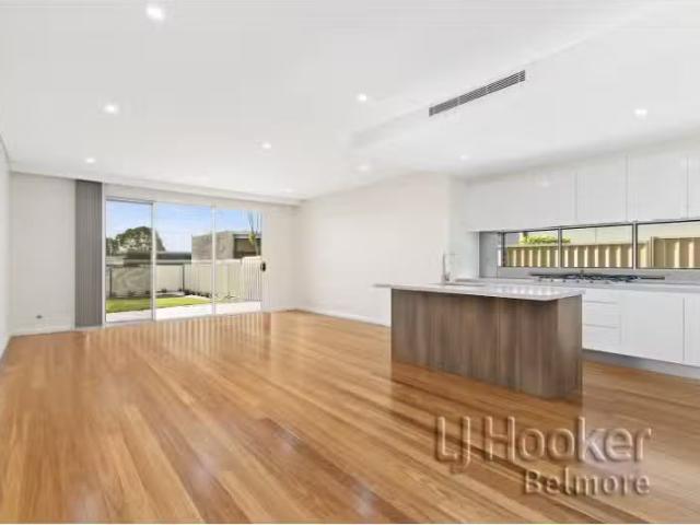 Condo for rent in Sydney, New South Wales