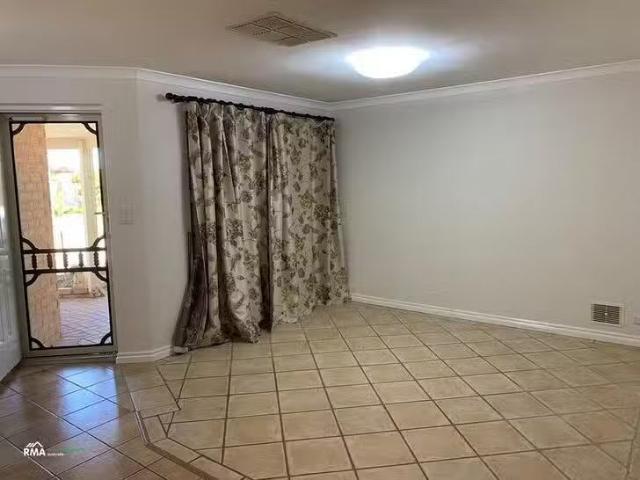 House for rent in Waikiki, Western Australia