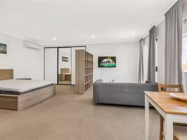 Apartment for rent in Toombul, Queensland