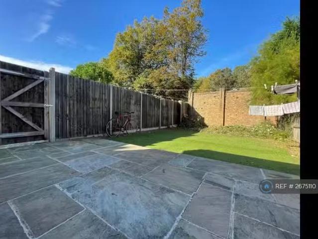 House for rent in St Mary Cray, Greater London