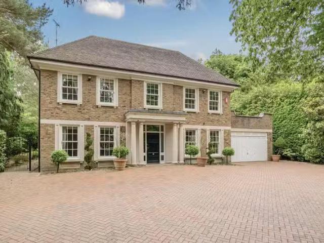 House for rent in Blackhills, Surrey