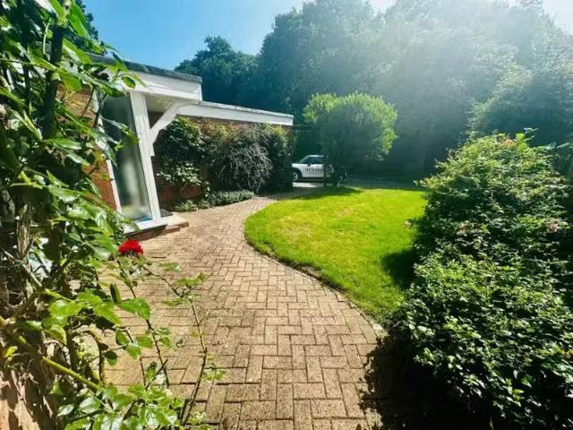 House for rent in Dorridge, West Midlands