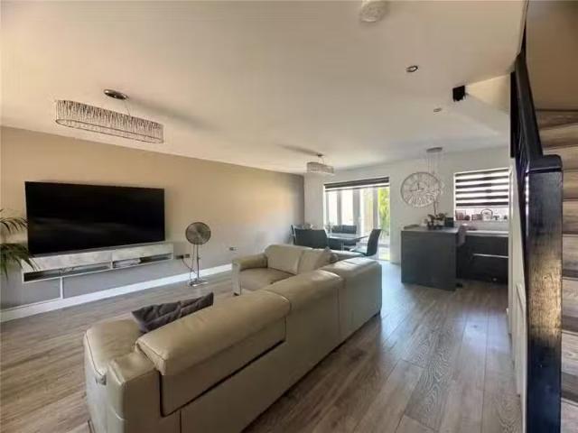House for rent in London Borough of Croydon, Sanderstead