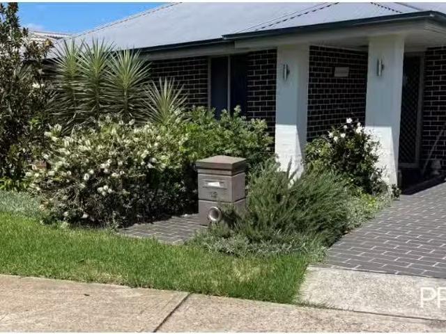 House for rent in Jordan Springs, Sydney
