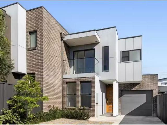 Condo for rent in Sydney, New South Wales