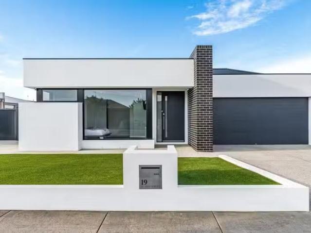House for rent in Warralily Promenade, Geelong