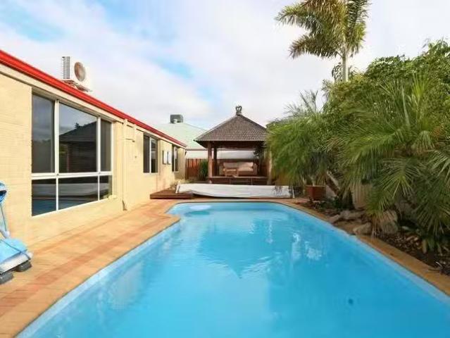 House for rent in Canning Vale, Western Australia