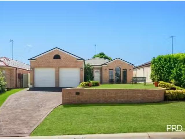 House for rent in Glenmore Park, Sydney