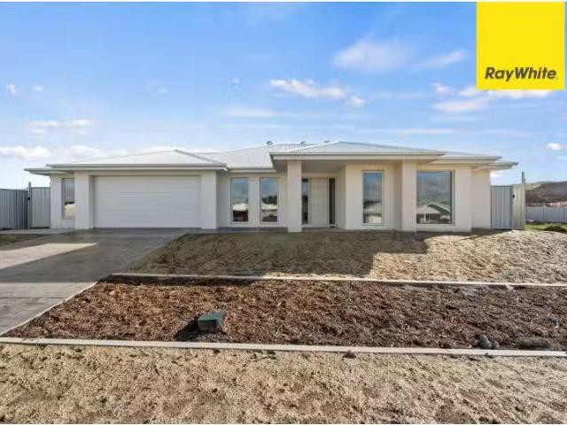 House for rent in Bungendore, New South Wales
