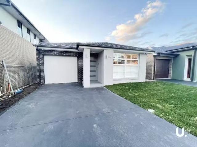 House for rent in Denham Court, Sydney
