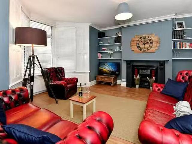 Apartment for rent in Falcon Lodge, Wales
