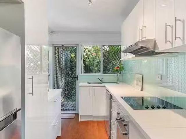Apartment for rent in Toombul, Queensland