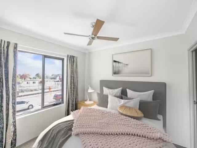 Apartment for rent in Queens Park, Western Australia