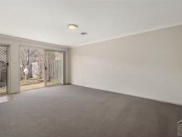 Condo for rent in Woden, Australian Capital Territory