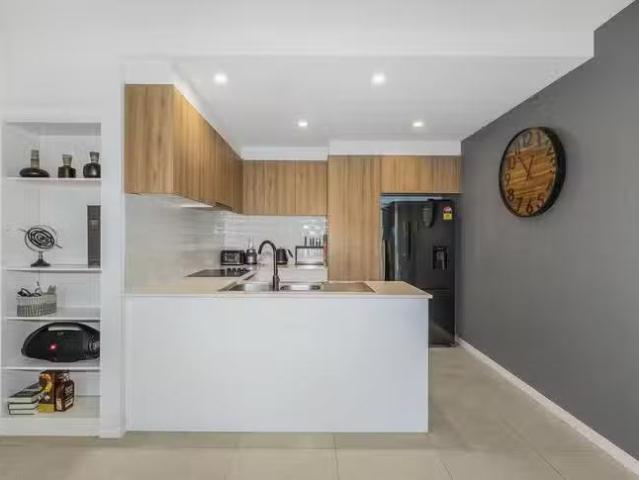 Apartment for rent in Toombul, Queensland