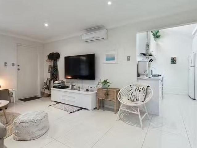 Apartment for rent in Maylands, Western Australia
