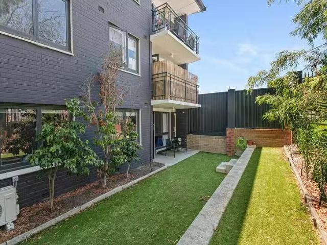 House for rent in Como, Western Australia