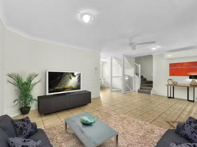 Condo for rent in Toombul, Queensland