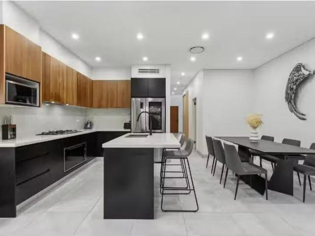 Condo for rent in Sydney, New South Wales