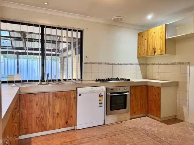 House for rent in Parklands, Western Australia