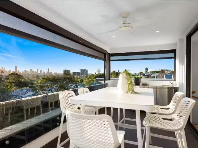 Condo for rent in Toombul, Queensland