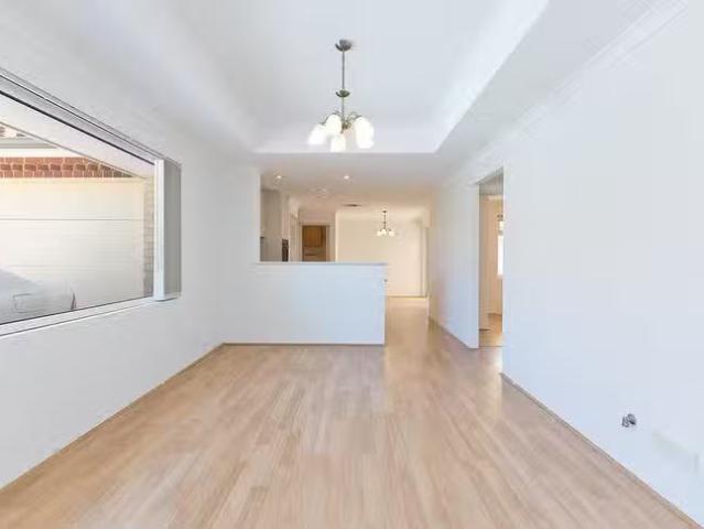 House for rent in Midland, Western Australia