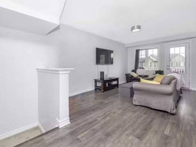 Condo for rent in Mulhurst Bay, Ontario