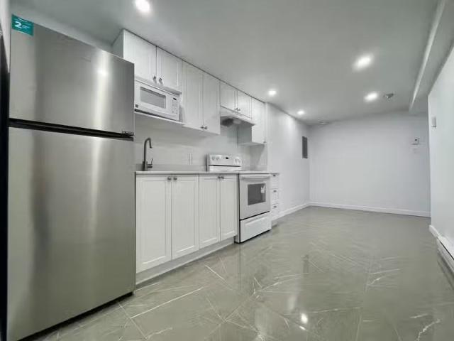 Condo for rent in St. Leonard's, Quebec