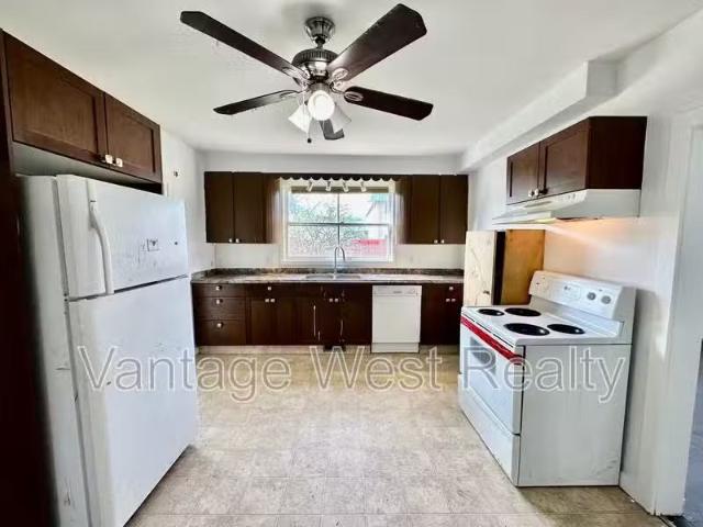 House for rent in Winfield, British Columbia