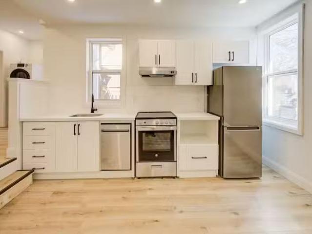 Condo for rent in Ancaster, Ontario