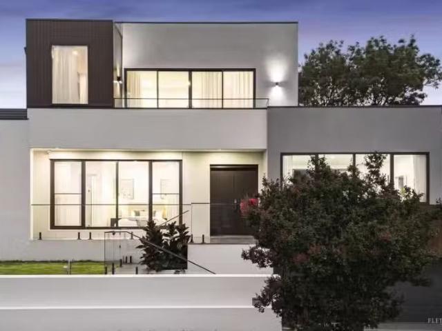 House for rent in Greythorn, Melbourne