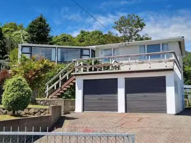 House for rent in Days Bay, Wellington