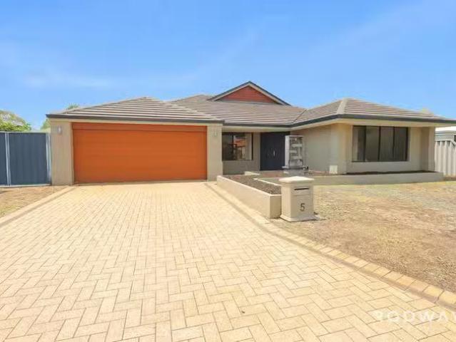 House for rent in Seville Grove, Western Australia