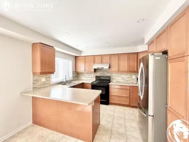 Condo for rent in Georgina, Ontario